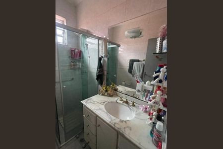 Casa à venda com 101m², 2 quartos e 2 vagas