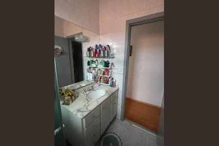 Casa à venda com 101m², 2 quartos e 2 vagas