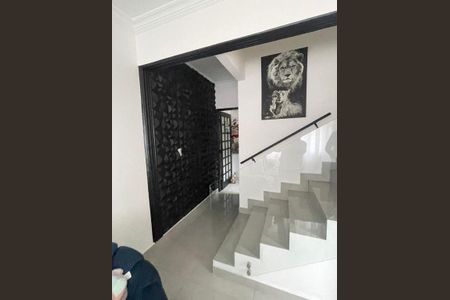 Casa à venda com 101m², 2 quartos e 2 vagas