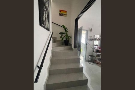 Casa à venda com 101m², 2 quartos e 2 vagas