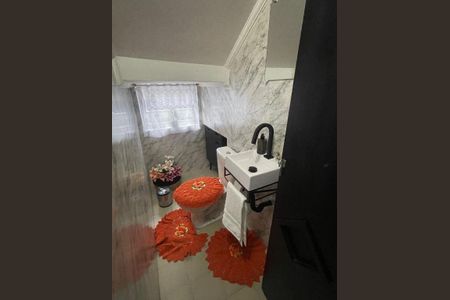 Casa à venda com 101m², 2 quartos e 2 vagas