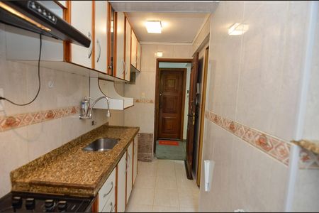 Apartamento à venda com 55m², 2 quartos e 1 vaga Apartamento à venda com 55m², 2 quartos e 1 vagaCozinha