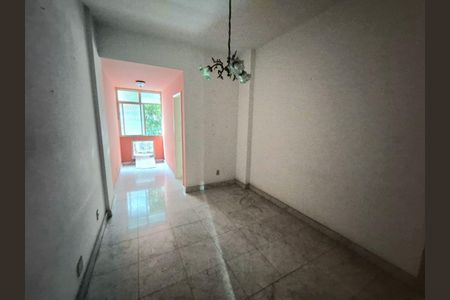 Apartamento à venda com 70m², 2 quartos e sem vaga