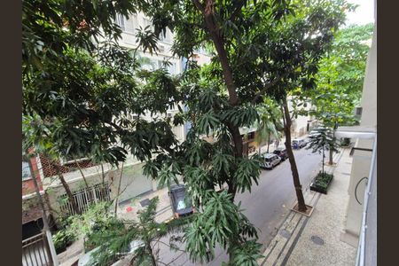 Apartamento à venda com 70m², 2 quartos e sem vaga