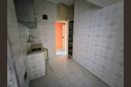 Apartamento à venda com 70m², 2 quartos e sem vaga