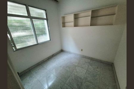 Apartamento à venda com 70m², 2 quartos e sem vaga