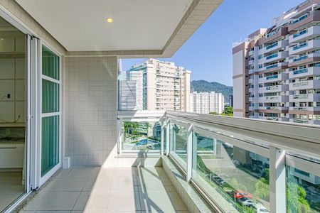 Apartamento à venda com 85m², 3 quartos e sem vaga