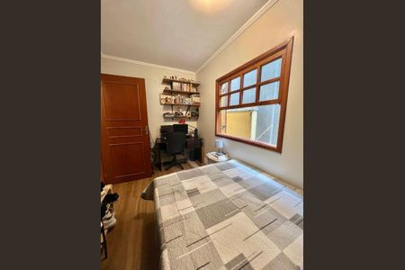 Casa à venda com 3 quartos, 125m² em Vila Guedes, São Paulo