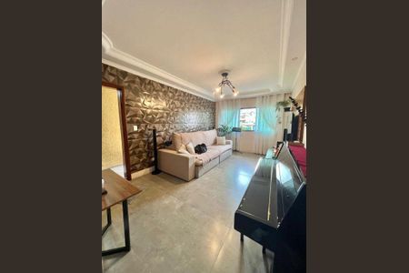 Casa à venda com 3 quartos, 125m² em Vila Guedes, São Paulo