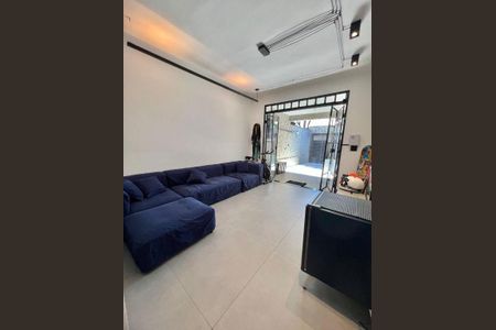 Casa à venda com 3 quartos, 82m² em Parque Sao Domingos, São Paulo