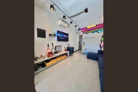 Casa à venda com 3 quartos, 82m² em Parque Sao Domingos, São Paulo