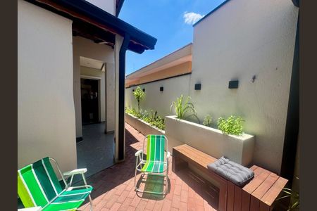 Casa à venda com 100m², 3 quartos e 2 vagas