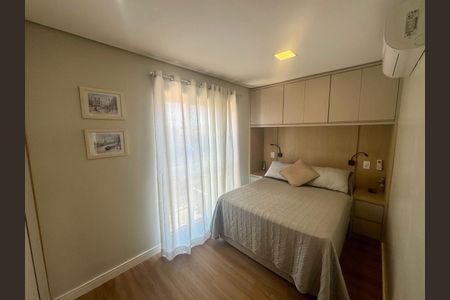 Casa à venda com 3 quartos, 100m² em Parque Sao Domingos, São Paulo