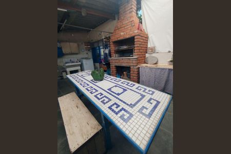 Casa à venda com 520m², 2 quartos e 2 vagas