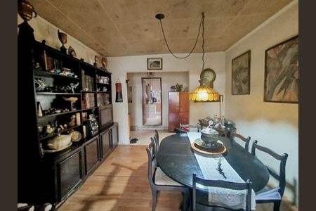 Casa à venda com 2 quartos, 520m² em Vila Mangalot, São Paulo
