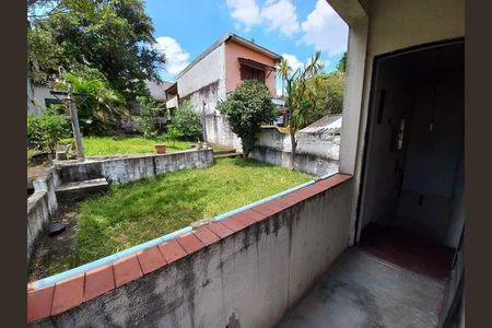Casa à venda com 520m², 2 quartos e 2 vagas Casa à venda com 520m², 2 quartos e 2 vagasSegunda casa