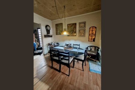 Casa à venda com 520m², 2 quartos e 2 vagas