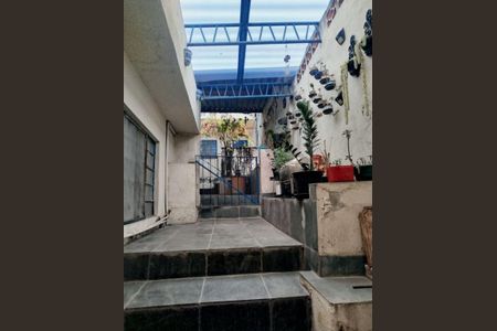 Casa à venda com 520m², 2 quartos e 2 vagas