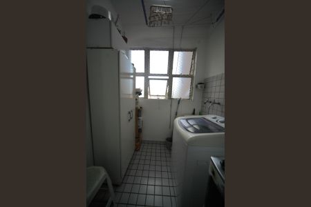 Apartamento à venda com 67m², 3 quartos e 1 vagaÁrea de Serviço