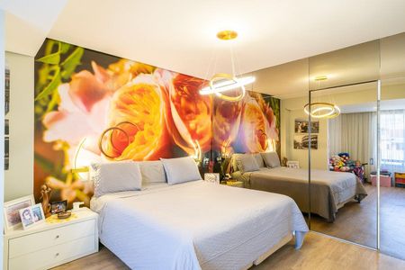 Apartamento à venda com 211m², 3 quartos e 2 vagas Apartamento à venda com 211m², 3 quartos e 2 vagasQuarto 1