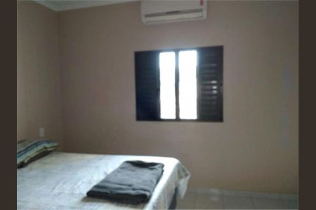 Casa à venda com 2 quartos, 100m² em Jardim Guarau, São Paulo