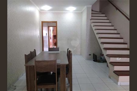 Casa à venda com 2 quartos, 100m² em Jardim Guarau, São Paulo