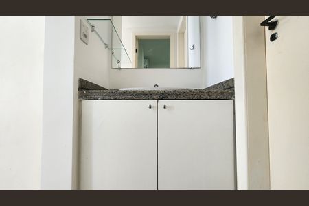 Apartamento para alugar com 50m², 1 quarto e 1 vaga Apartamento para alugar com 50m², 1 quarto e 1 vagaBanheiro