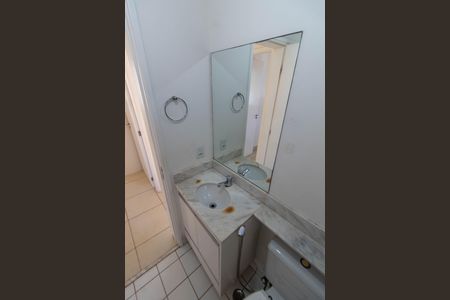 Apartamento à venda com 58m², 2 quartos e 1 vaga Apartamento à venda com 58m², 2 quartos e 1 vagaBANHEIRO