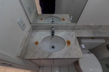 Apartamento à venda com 58m², 2 quartos e 1 vaga Apartamento à venda com 58m², 2 quartos e 1 vagaBANHEIRO