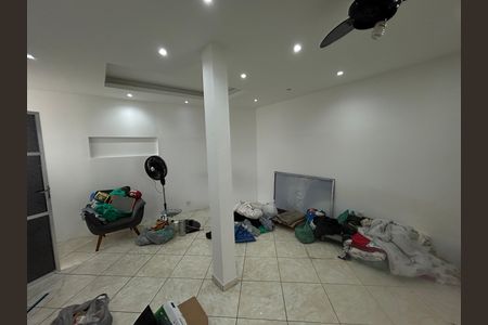Casa para alugar com 2 quartos, 300m² em Abolição, Rio de Janeiro