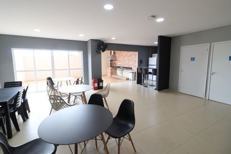 Apartamento para alugar com 42m², 2 quartos e 1 vagaÁrea comum - Salão de festas