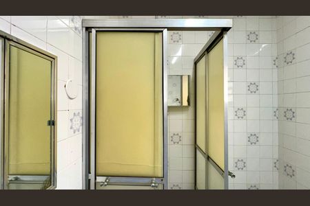 Casa para alugar com 300m², 3 quartos e 6 vagasBanheiro da Suíte