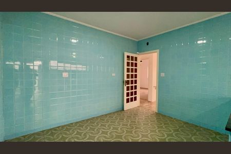 Casa para alugar com 300m², 3 quartos e 6 vagasCozinha