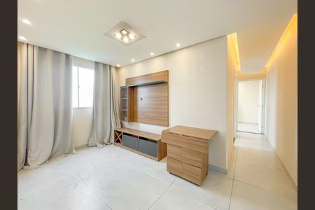 Sala de apartamento para alugar com 2 quartos, 42m² em Jardim Boa Vista (zona Oeste), Osasco