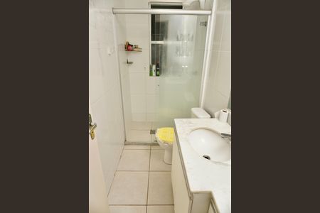 Apartamento à venda com 70m², 3 quartos e 1 vaga Apartamento à venda com 70m², 3 quartos e 1 vagaBanheiro Social