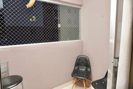 Apartamento à venda com 70m², 3 quartos e 1 vaga Apartamento à venda com 70m², 3 quartos e 1 vagaSala