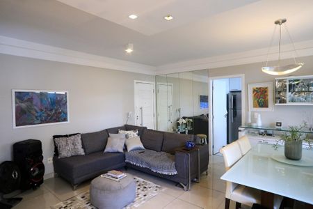 Sala de apartamento à venda com 2 quartos, 118m² em Sagrada Família, Belo Horizonte