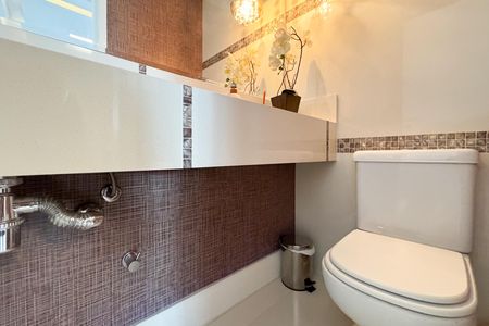 Apartamento à venda com 147m², 3 quartos e 2 vagas Apartamento à venda com 147m², 3 quartos e 2 vagasLavabo