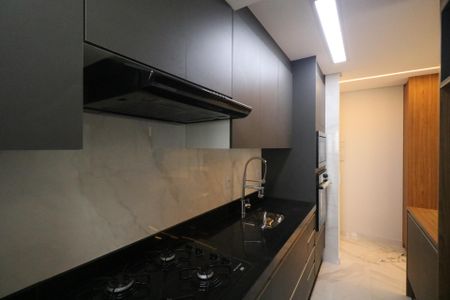 Apartamento à venda com 70m², 3 quartos e 1 vaga Apartamento à venda com 70m², 3 quartos e 1 vagaCozinha e Área de Serviço