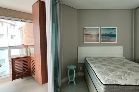 Suíte de apartamento para alugar com 1 quarto, 45m² em Gonzaga, Santos