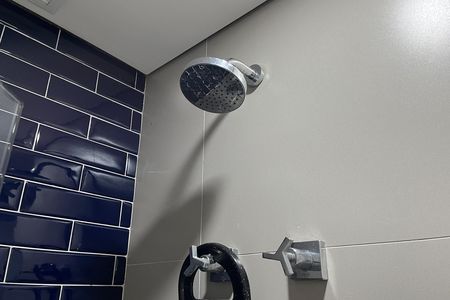 Apartamento para alugar com 45m², 1 quarto e 1 vaga Apartamento para alugar com 45m², 1 quarto e 1 vagaBanheiro da Suíte