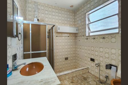 Apartamento à venda com 74m², 3 quartos e sem vaga Apartamento à venda com 74m², 3 quartos e sem vagaBanheiro Corredor