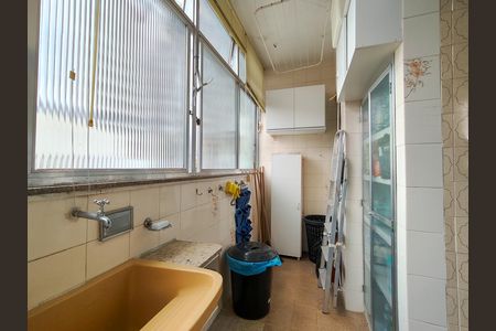 Apartamento à venda com 74m², 3 quartos e sem vaga Apartamento à venda com 74m², 3 quartos e sem vagaÁrea de Serviço