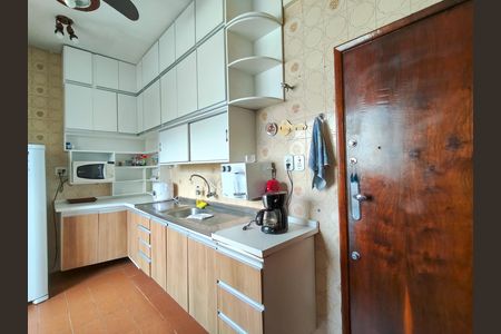 Apartamento à venda com 74m², 3 quartos e sem vaga Apartamento à venda com 74m², 3 quartos e sem vagaCozinha