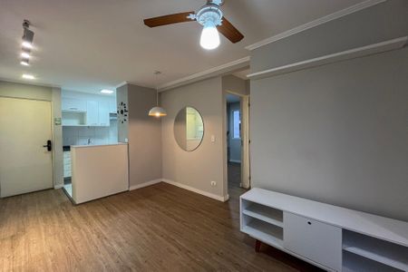 Sala de apartamento para alugar com 2 quartos, 46m² em Jardim Sao Saverio, São Paulo