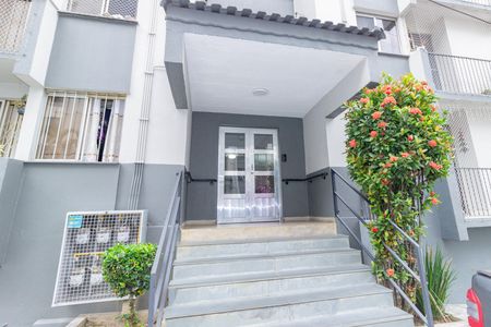 Apartamento para alugar com 65m², 2 quartos e 1 vaga Apartamento para alugar com 65m², 2 quartos e 1 vagaEntrada Bloco