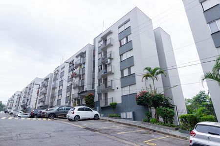 Apartamento para alugar com 65m², 2 quartos e 1 vaga Apartamento para alugar com 65m², 2 quartos e 1 vagaFachada Bloco