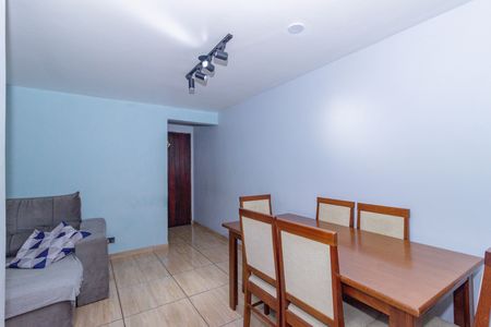 Apartamento para alugar com 65m², 2 quartos e 1 vaga Apartamento para alugar com 65m², 2 quartos e 1 vagaSala