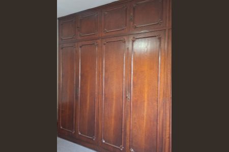 Foto 23 de casa à venda com 4 quartos, 240m² em Jardim Francisco Mendes, São Paulo