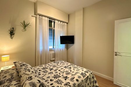 Apartamento para alugar com 70m², 2 quartos e sem vaga